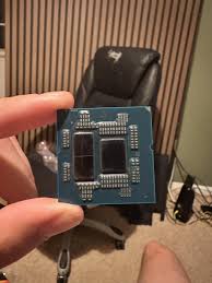 Confronto tra Pasta Termica (Kryonaut) e Metallo Liquido (Conductonaut) 2025