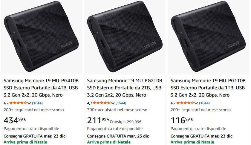 L'SSD portatile Samsung T9 Pro in una finitura metallica scura, collegato tramite cavo USB-C a un laptop professionale